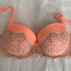 Victoria’s secret dream angels lined Demi bra
